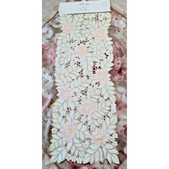 Bella Lux Cut Table Runner Embroidered Pink Floral Cream Tan 13 x 68-inch Gift - Picture 1 of 9